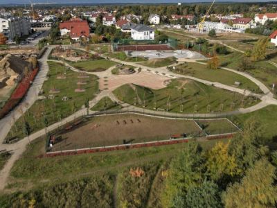 Parki na Biskupiej Górce i w Osowej zostaną oświetlone