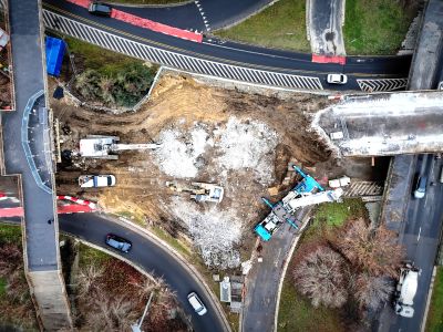 Postępy prac na kładce na Zaspie